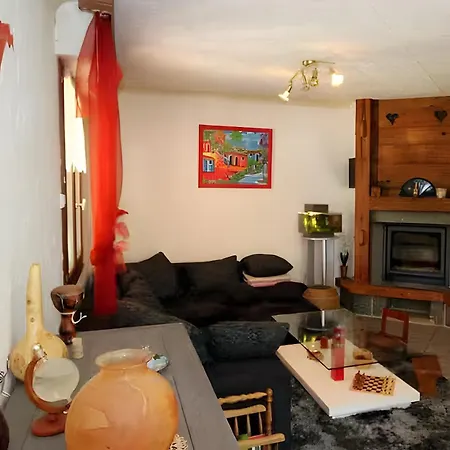 Chez Corinne קורנימו